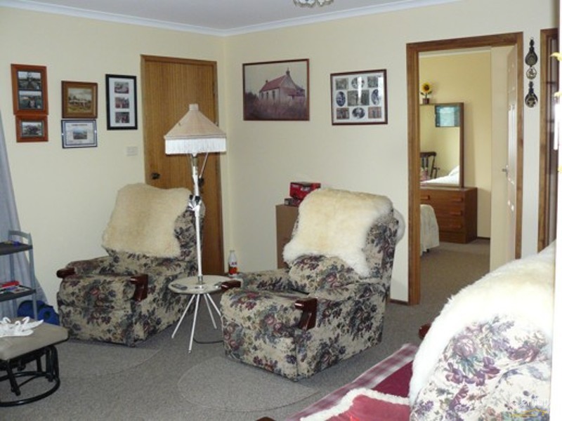 4 Mulgowrie Street, Malua Bay NSW 2536