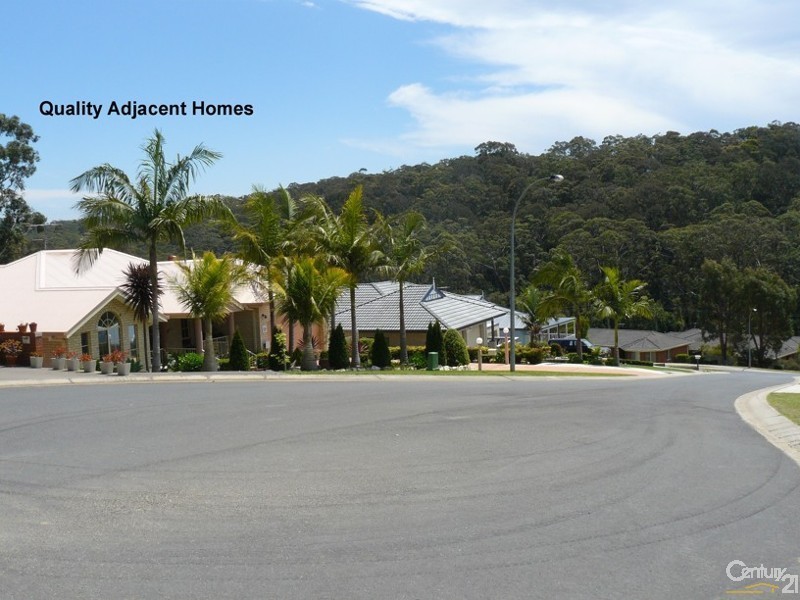 16 Rosemary Close, Malua Bay NSW 2536