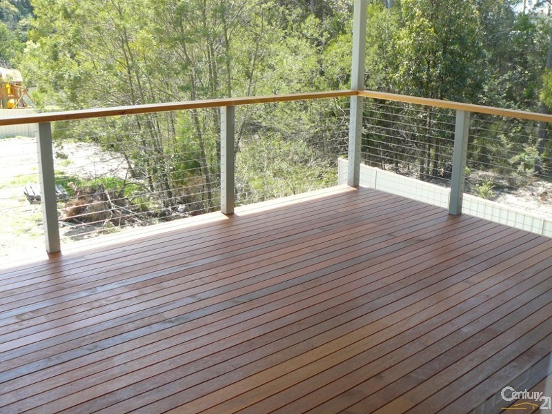 2/8 Elandra Place, Malua Bay NSW 2536
