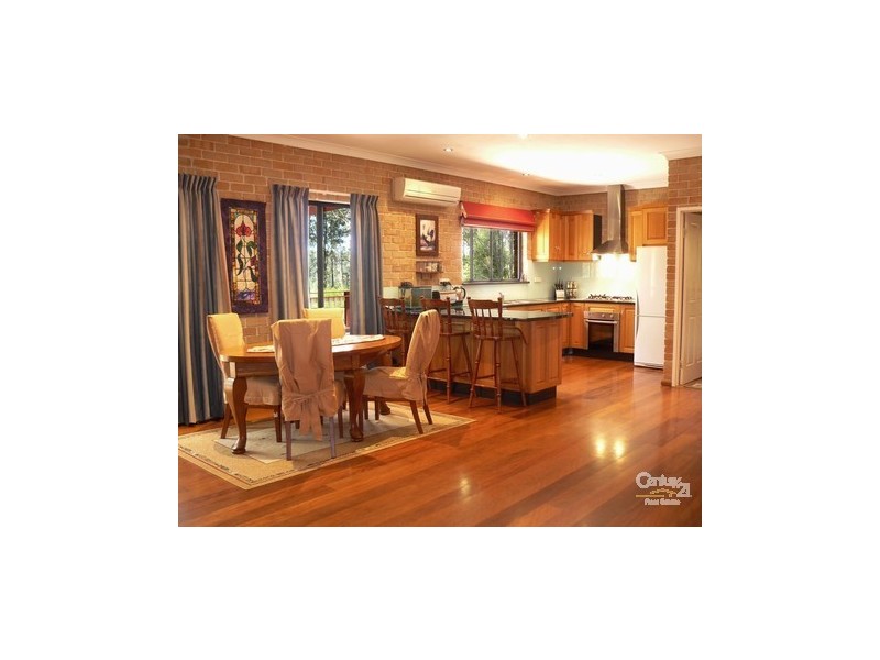 28 Burri Palm Way, Surfside NSW 2536