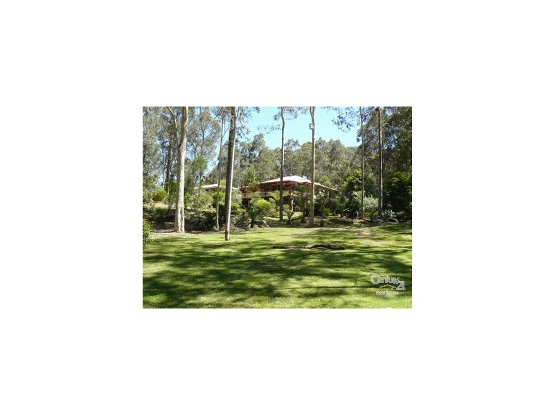 28 Burri Palm Way, Surfside NSW 2536