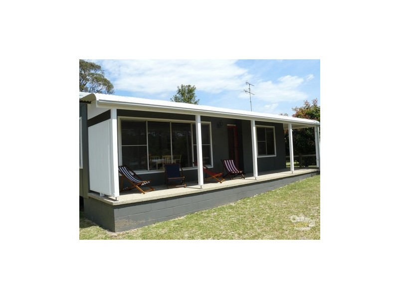 24 Candlagan Drive, Broulee NSW 2537
