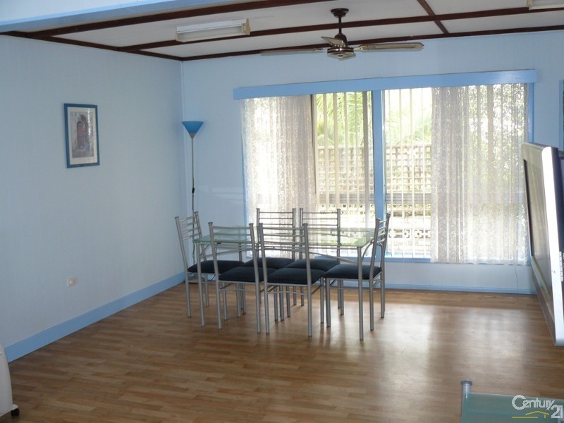 119 Ainslie Parade, Tomakin NSW 2537