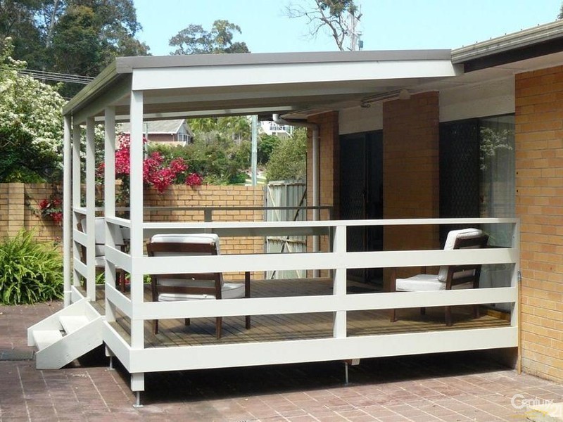 630 Beach Road, Surf Beach NSW 2536