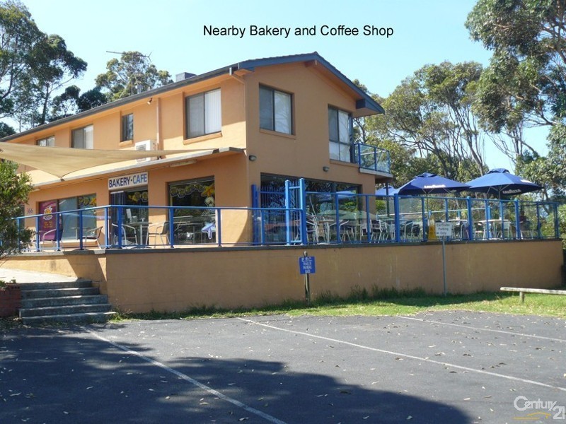 17 Bellbird Drive, Malua Bay NSW 2536