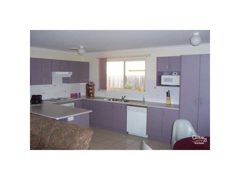 12 Country Club Dr, Catalina NSW 2536