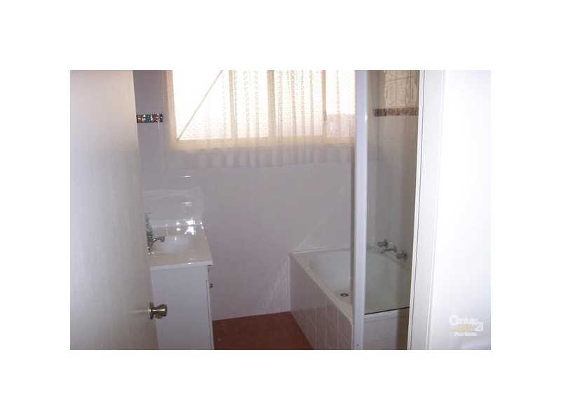 12 Country Club Dr, Catalina NSW 2536