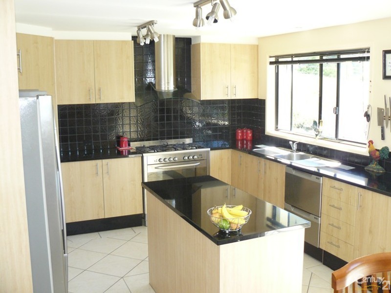 31 McBride Close, Malua Bay NSW 2536