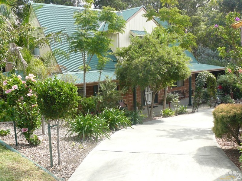 7 Currell Close, Malua Bay NSW 2536