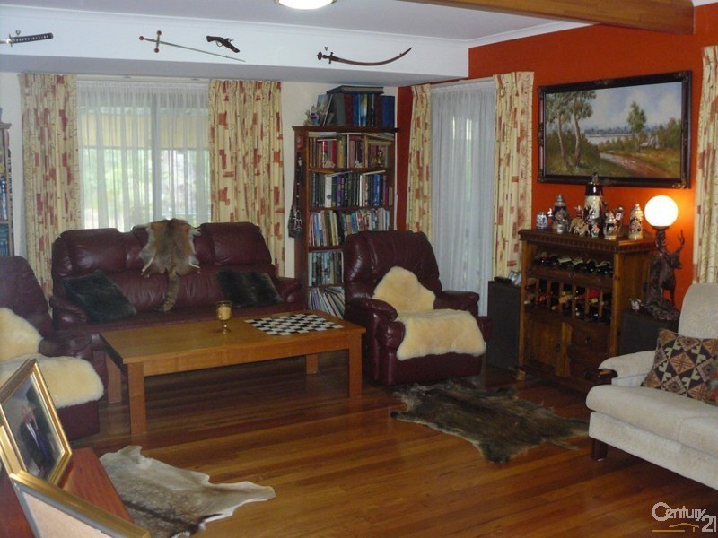 7 Currell Close, Malua Bay NSW 2536