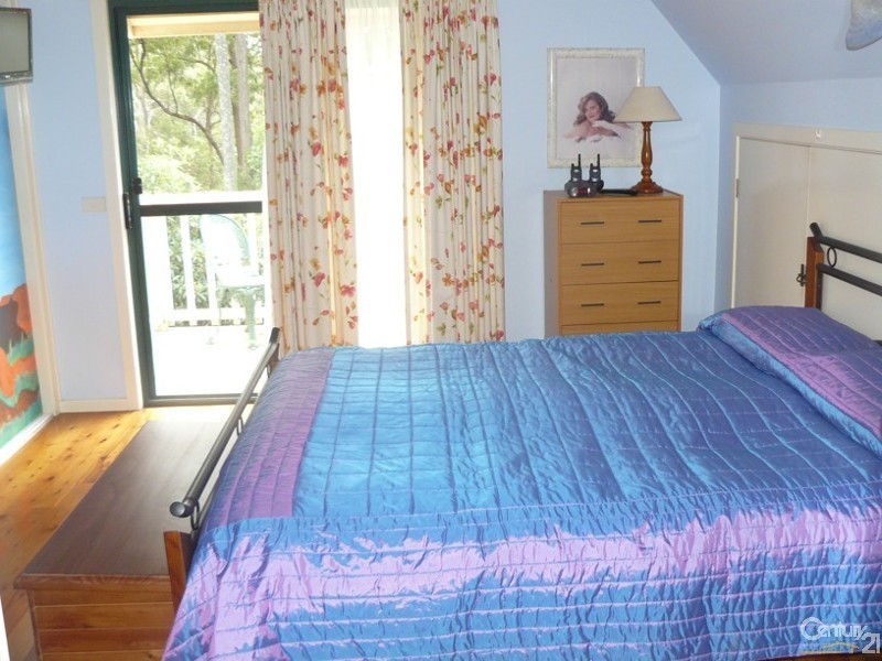7 Currell Close, Malua Bay NSW 2536