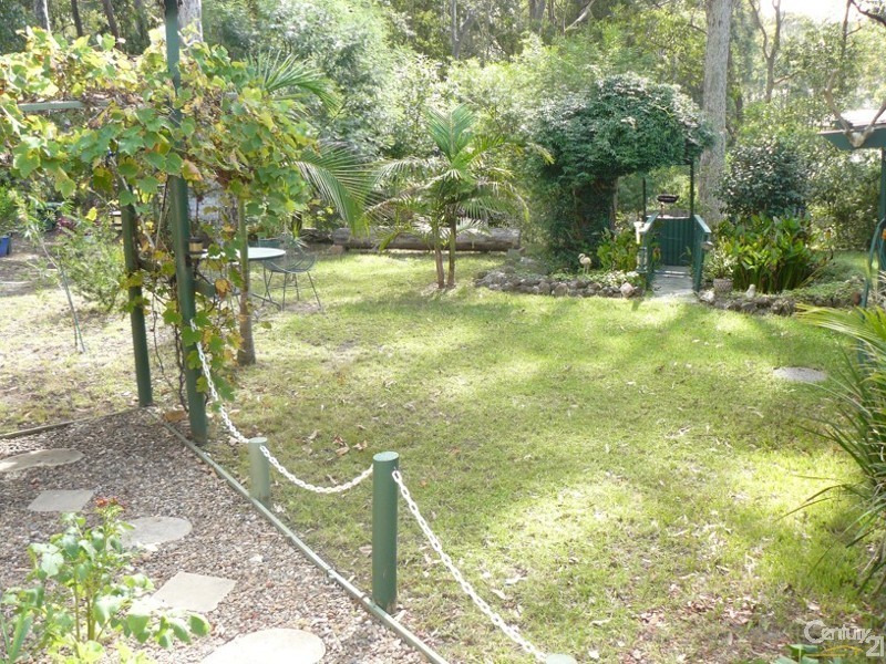 7 Currell Close, Malua Bay NSW 2536