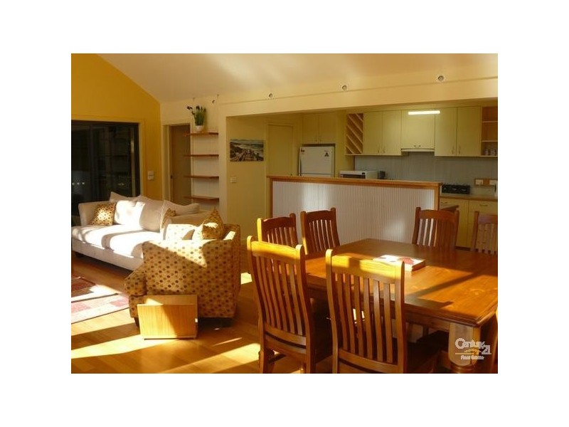 55 Burri Point Rd, Guerilla Bay NSW 2536