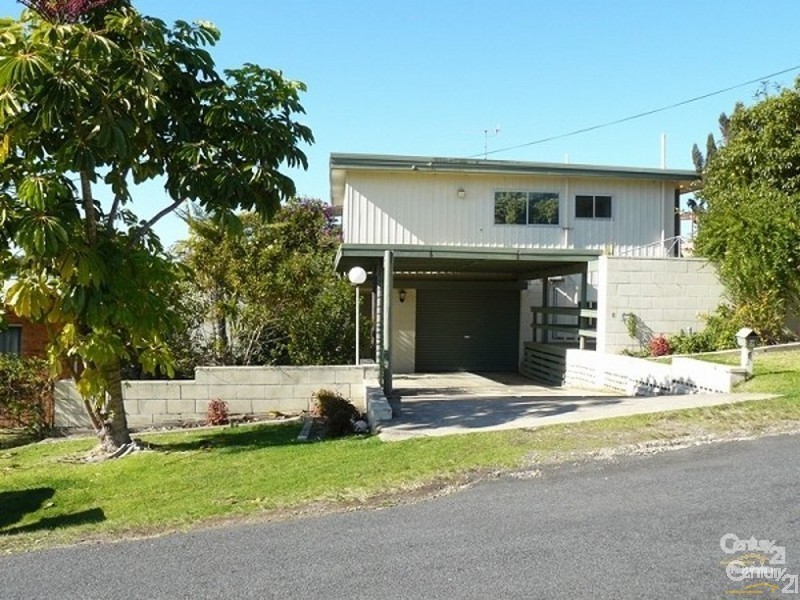 9 Yugura Street, Malua Bay NSW 2536