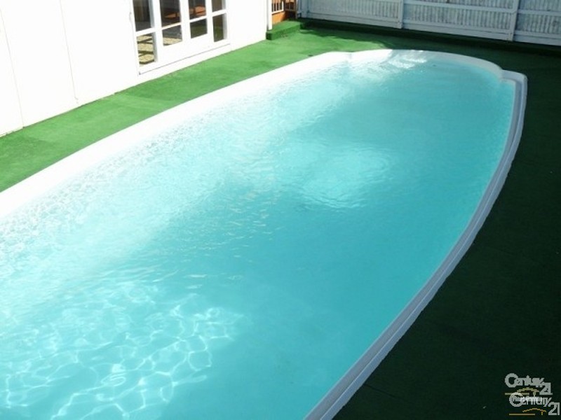 9 Yugura Street, Malua Bay NSW 2536