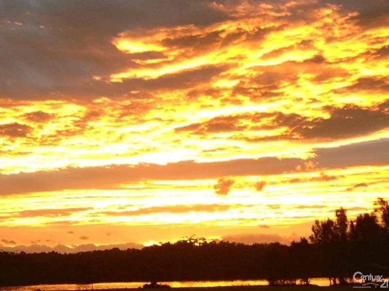 50 Sunpatch Parade, Tomakin NSW 2537