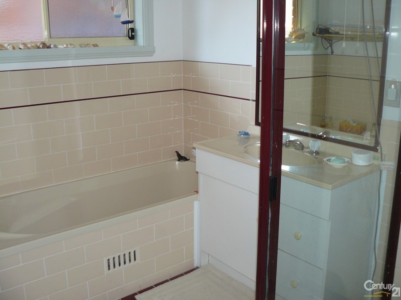 31a Kennedy Crescent, Denhams Beach NSW 2536