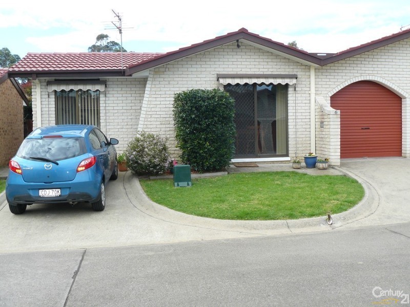 6/4 Sunpatch Parade, Tomakin NSW 2537