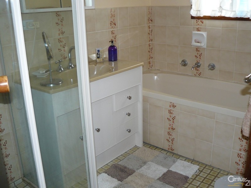 6/4 Sunpatch Parade, Tomakin NSW 2537