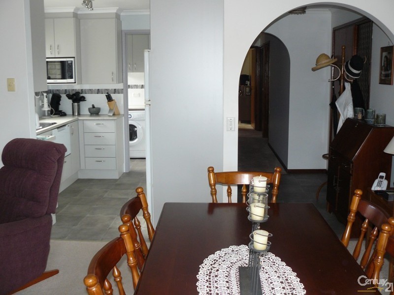 6/4 Sunpatch Parade, Tomakin NSW 2537