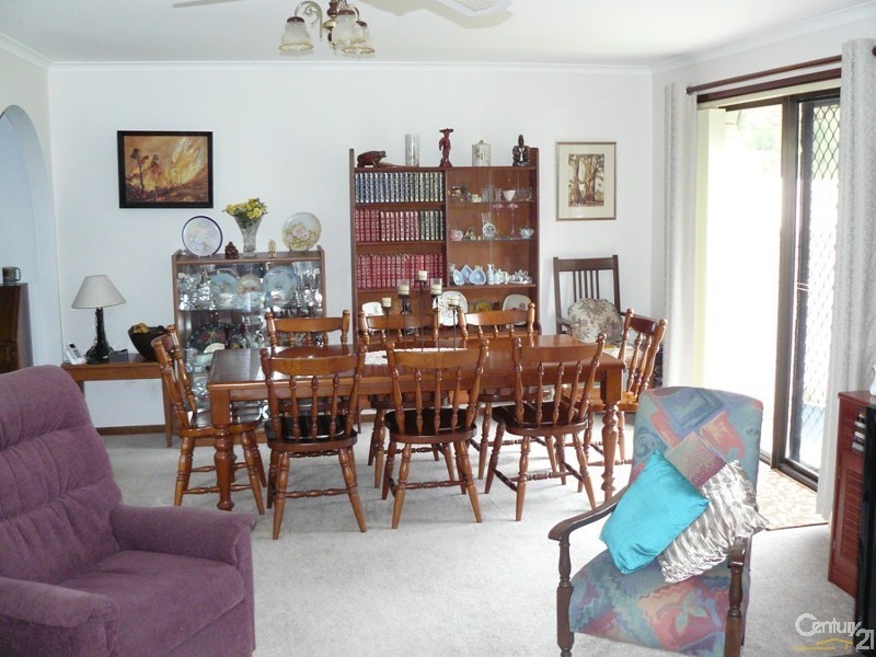 6/4 Sunpatch Parade, Tomakin NSW 2537