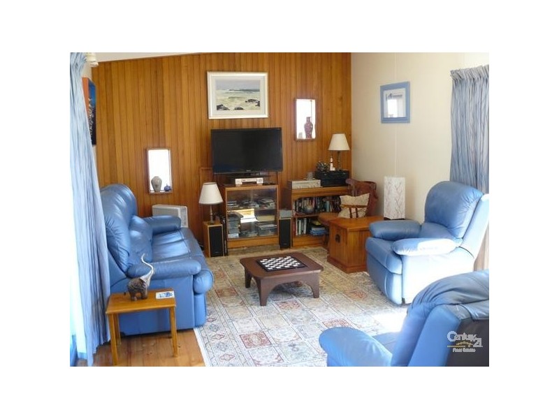 104 Tallawang Avenue, Malua Bay NSW 2536