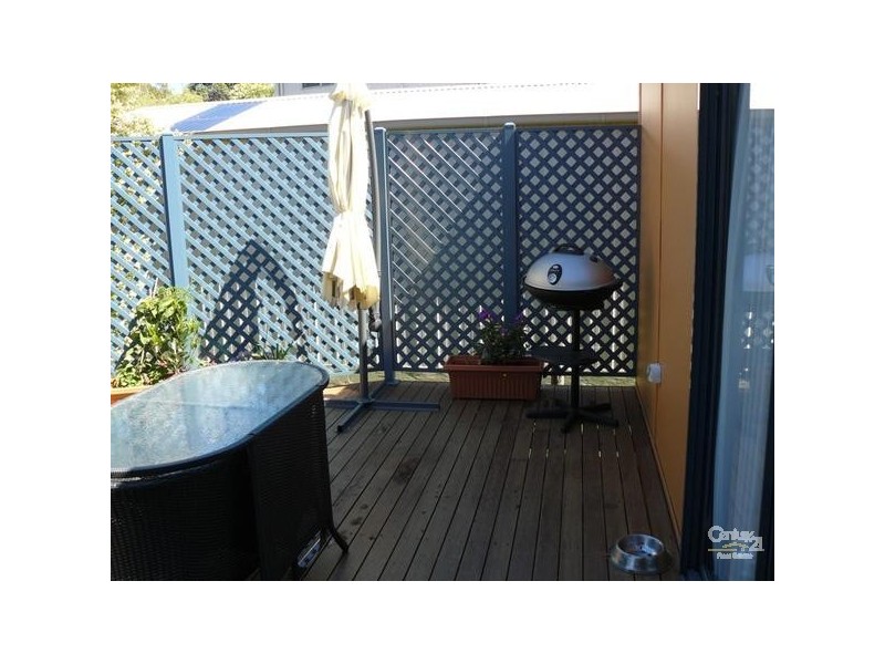 104 Tallawang Avenue, Malua Bay NSW 2536