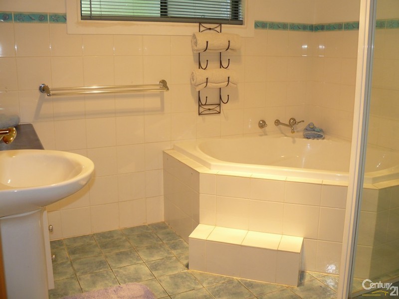 46 Ainslie Parade, Tomakin NSW 2537