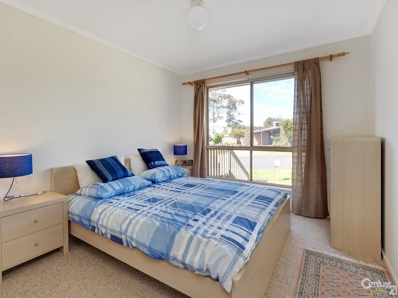 21 Ocean Avenue, Surf Beach NSW 2536