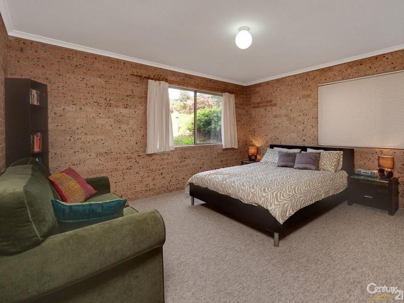 21 Ocean Avenue, Surf Beach NSW 2536