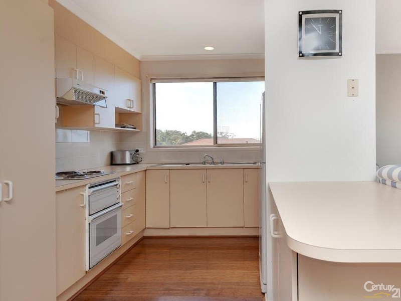 21 Ocean Avenue, Surf Beach NSW 2536