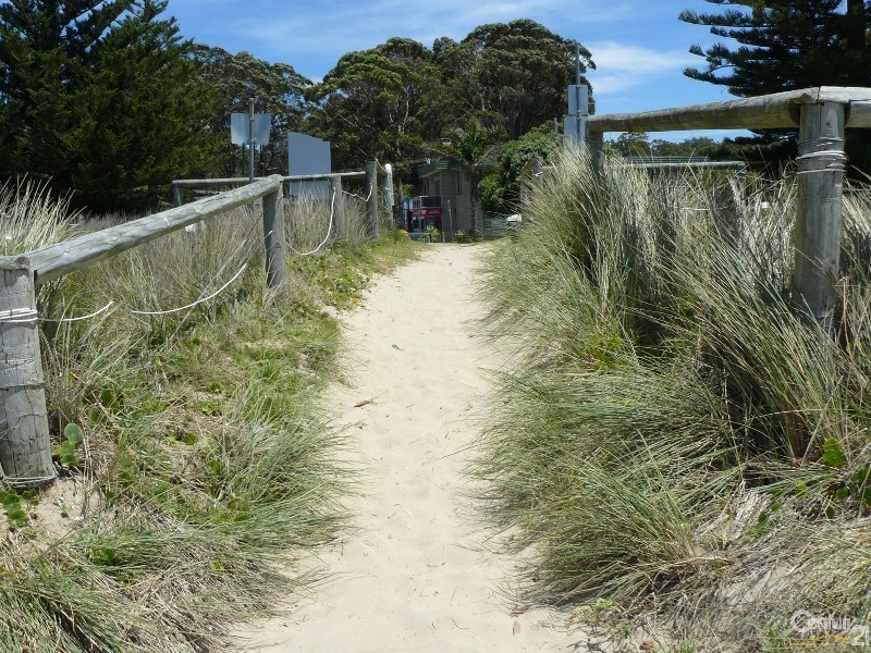 5/647 Beach Rd, Surf Beach NSW 2536