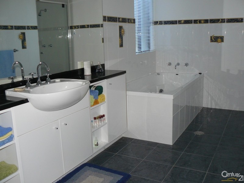 1/2A Pacific Street, Batemans Bay NSW 2536