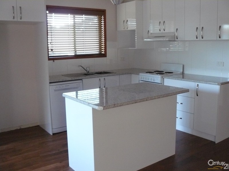 630 Beach Road, Surf Beach NSW 2536