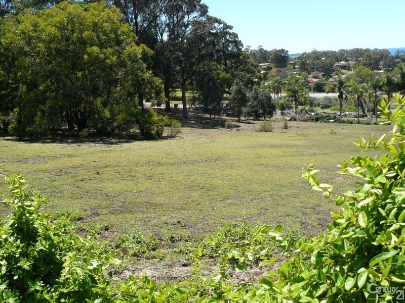 6A Silverdell Place, Surf Beach NSW 2536