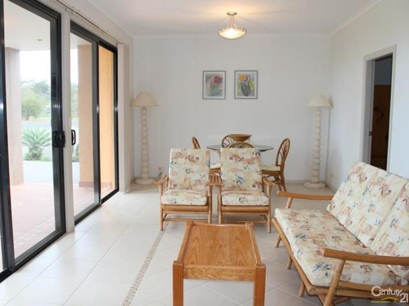 551 George Bass Drive, Malua Bay NSW 2536