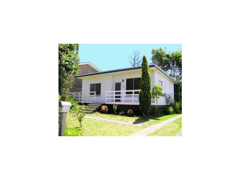 27 ILUKA AVENUE, Malua Bay NSW 2536