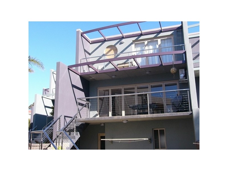 3/16 WIMBIN AVENUE, Malua Bay NSW 2536