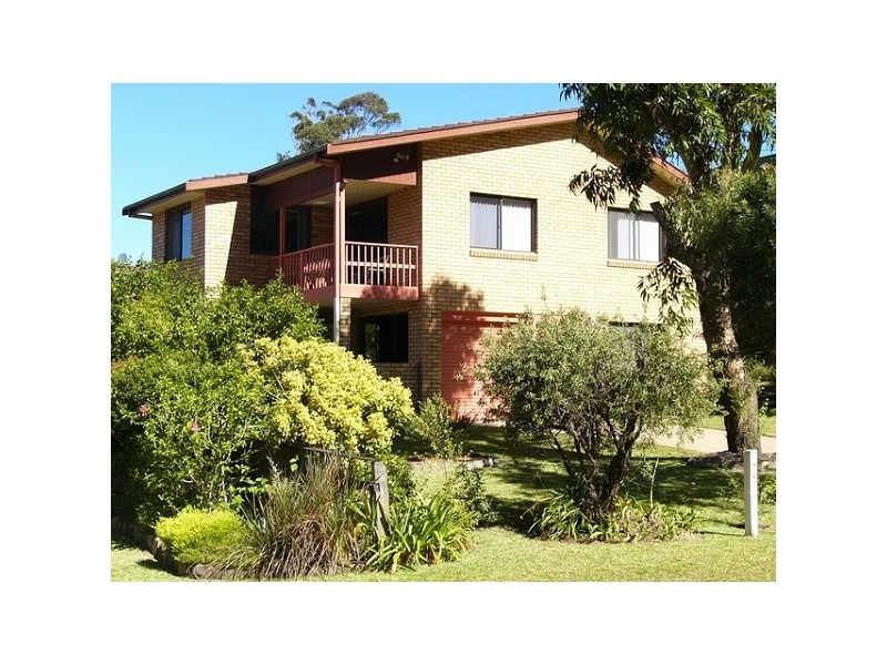 10 Surf beach Avenue, Surf Beach NSW 2536