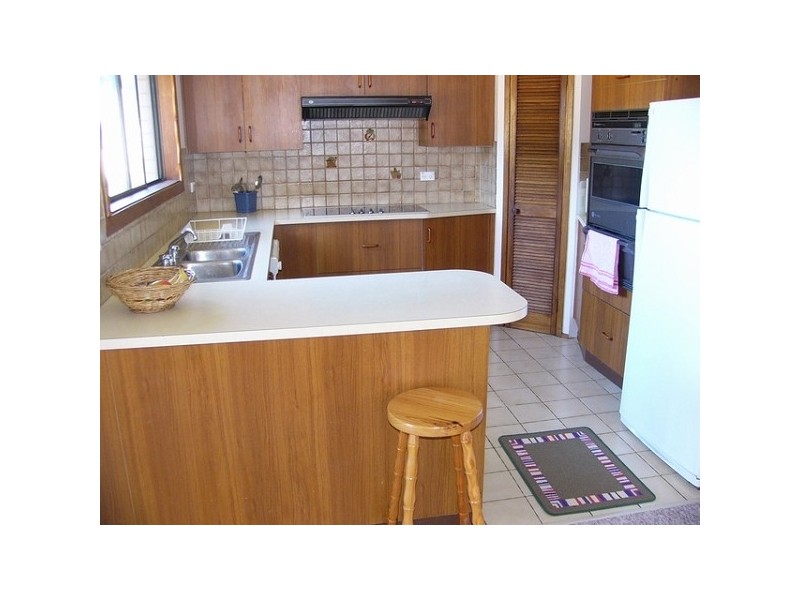 10 Surf beach Avenue, Surf Beach NSW 2536