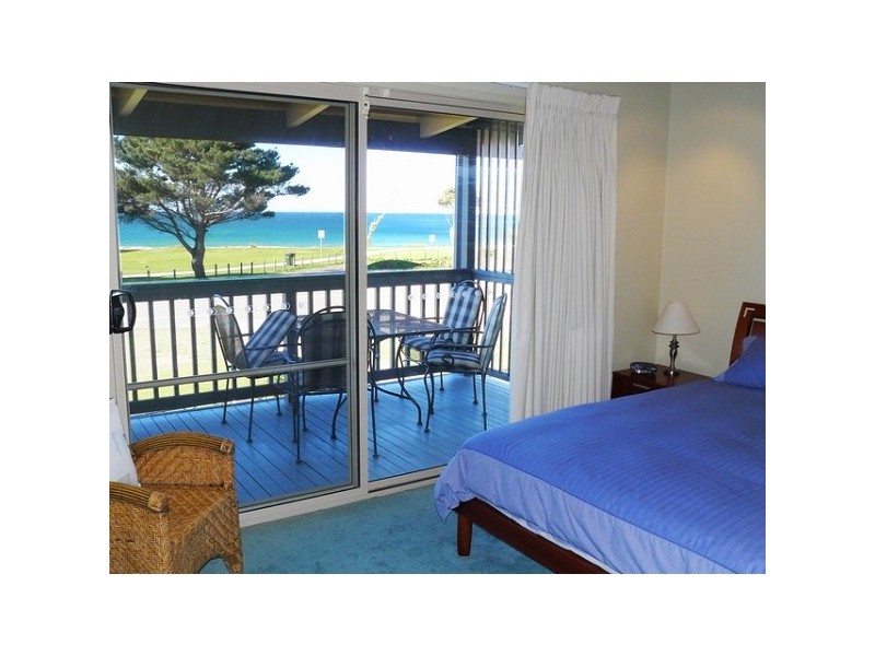 547 George Bass Drive, Malua Bay NSW 2536