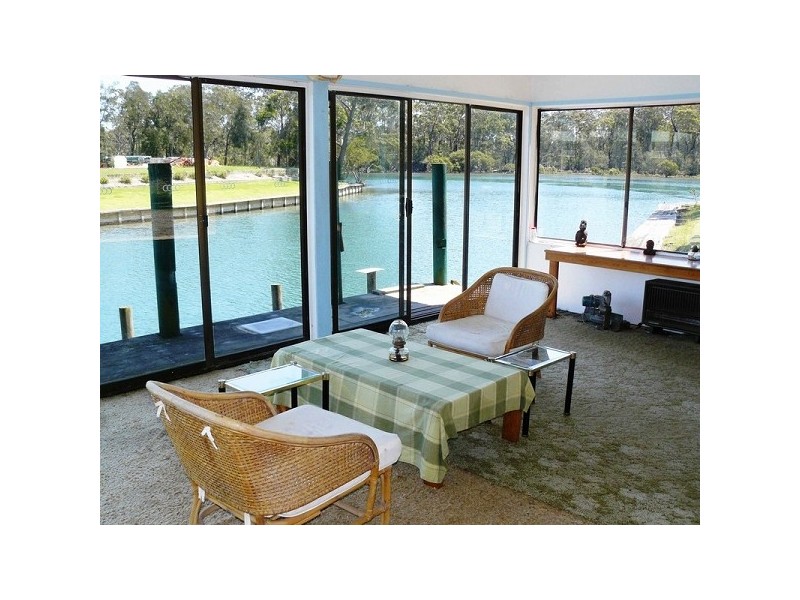 2154 George Bass Drive, Tomakin NSW 2537