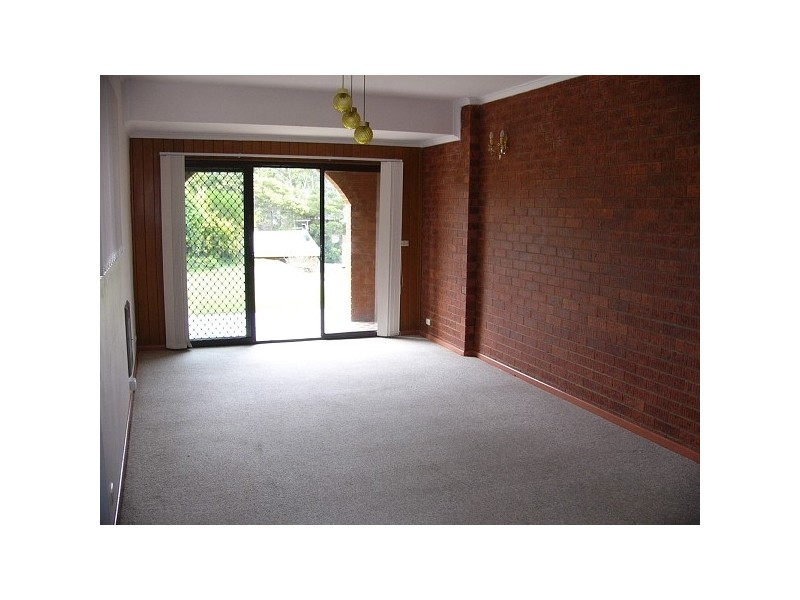 32 Surf Beach Avenue, Surf Beach NSW 2536