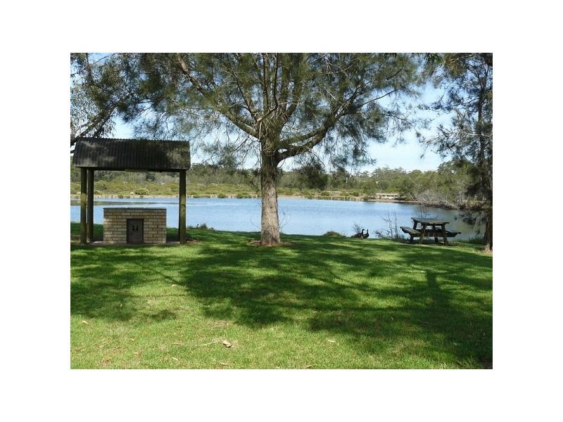 55 Sunpatch Parade, Tomakin NSW 2537