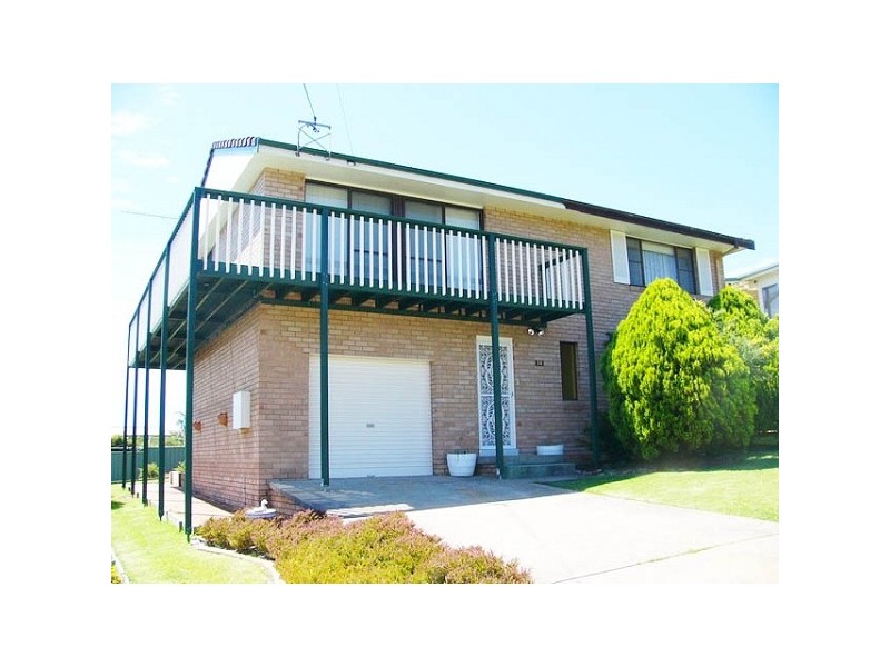 10 Malua Street, Malua Bay NSW 2536