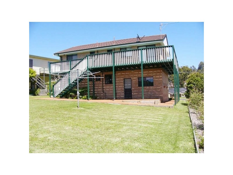 10 Malua Street, Malua Bay NSW 2536