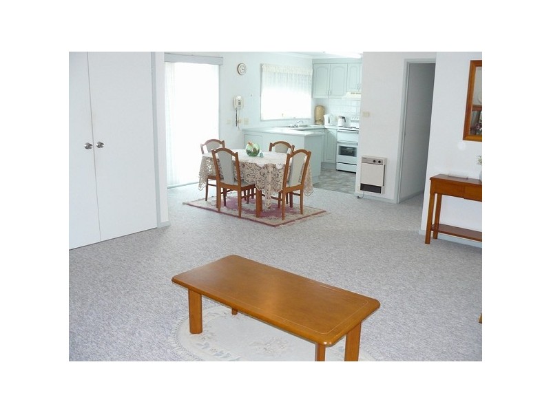 4/20 Cambridge Crescent, Broulee NSW 2537