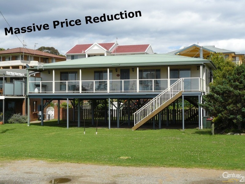 555 George Bass Drive, Malua Bay NSW 2536