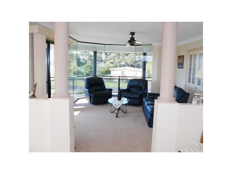 43 Karoo Crescent, Malua Bay NSW 2536