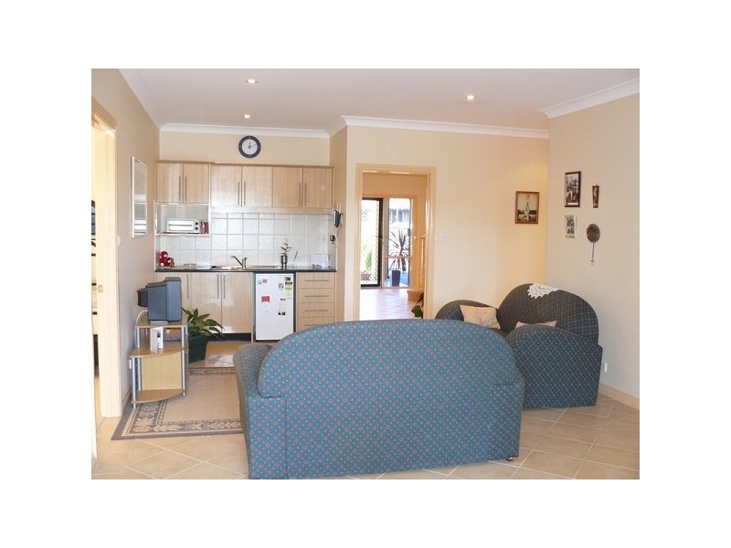 43 Karoo Crescent, Malua Bay NSW 2536